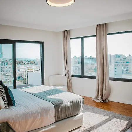 公寓 Amber View Penthouse 220sqm- Overlooking Downtown *