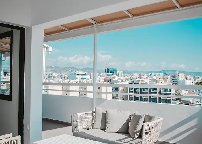 Amber View Penthouse 220sqm- Overlooking Downtown リマソール