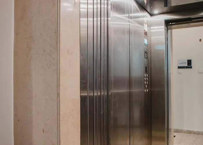 Amber View Penthouse 220sqm- Overlooking Downtown アパート