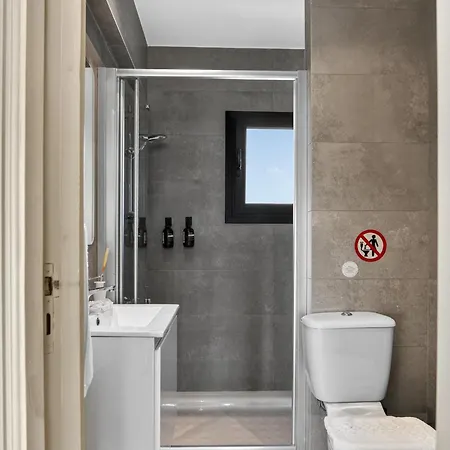 Amber View Penthouse 220sqm- Overlooking Downtown Limassol