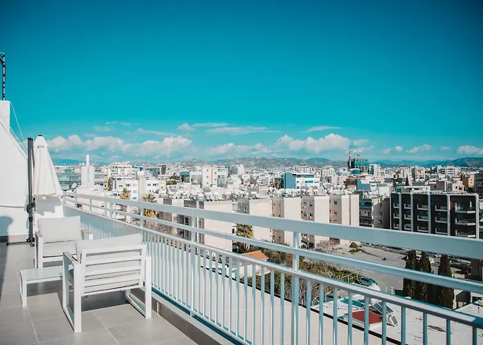 Amber View Penthouse 220sqm- Overlooking Downtown * Limassol