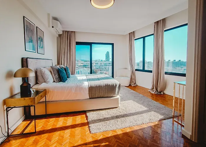 Amber View Penthouse 220sqm- Overlooking Downtown * Limassol