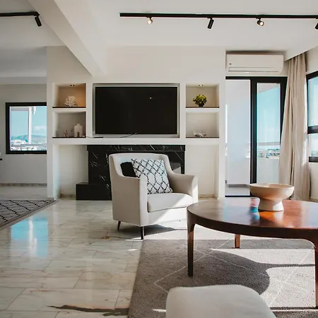 Amber View Penthouse 220sqm- Overlooking Downtown Daire *