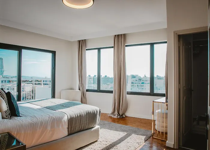 Amber View Penthouse 220sqm- Overlooking Downtown Daire *